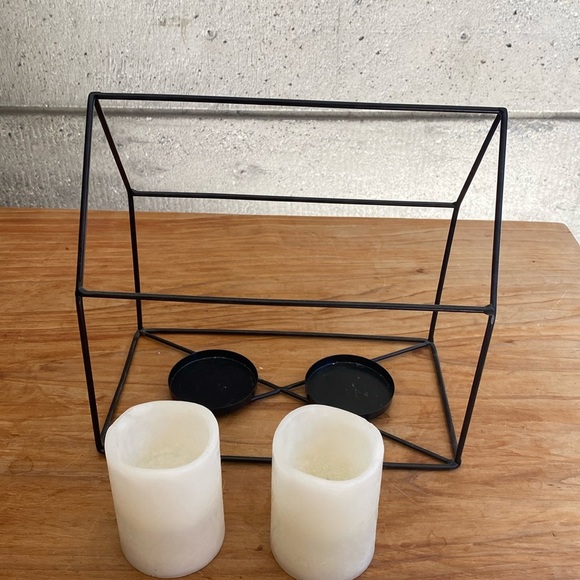 “Home” Metal Candle Holder (2 battery operated wax candles included) - Picture 4 of 8